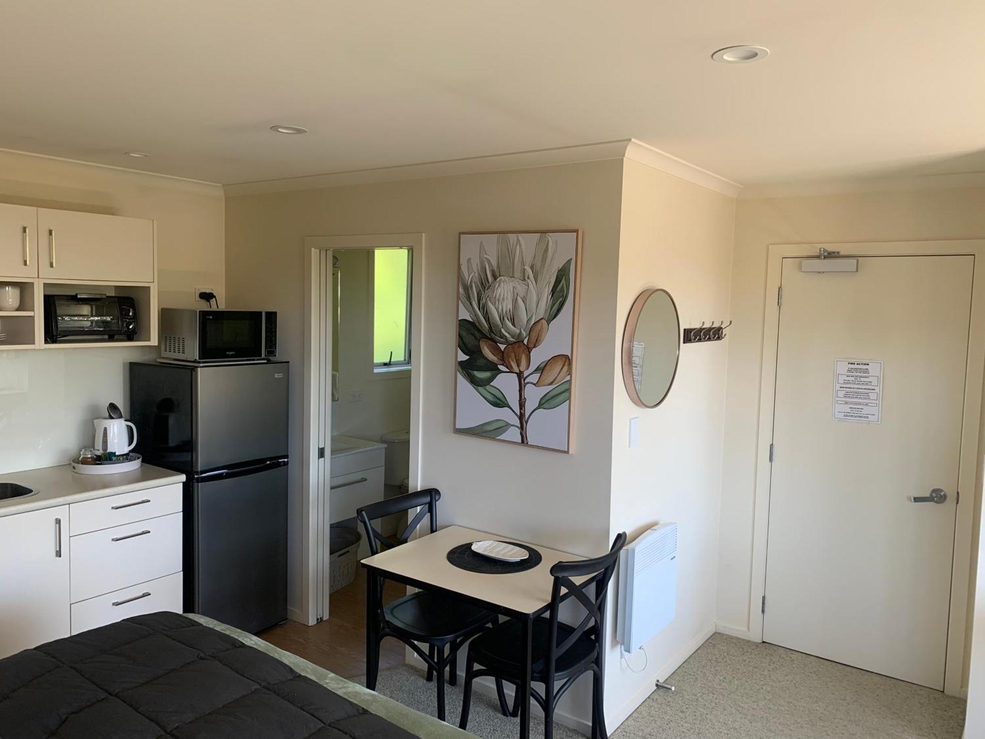 דנידין March Apartments חדר תמונה