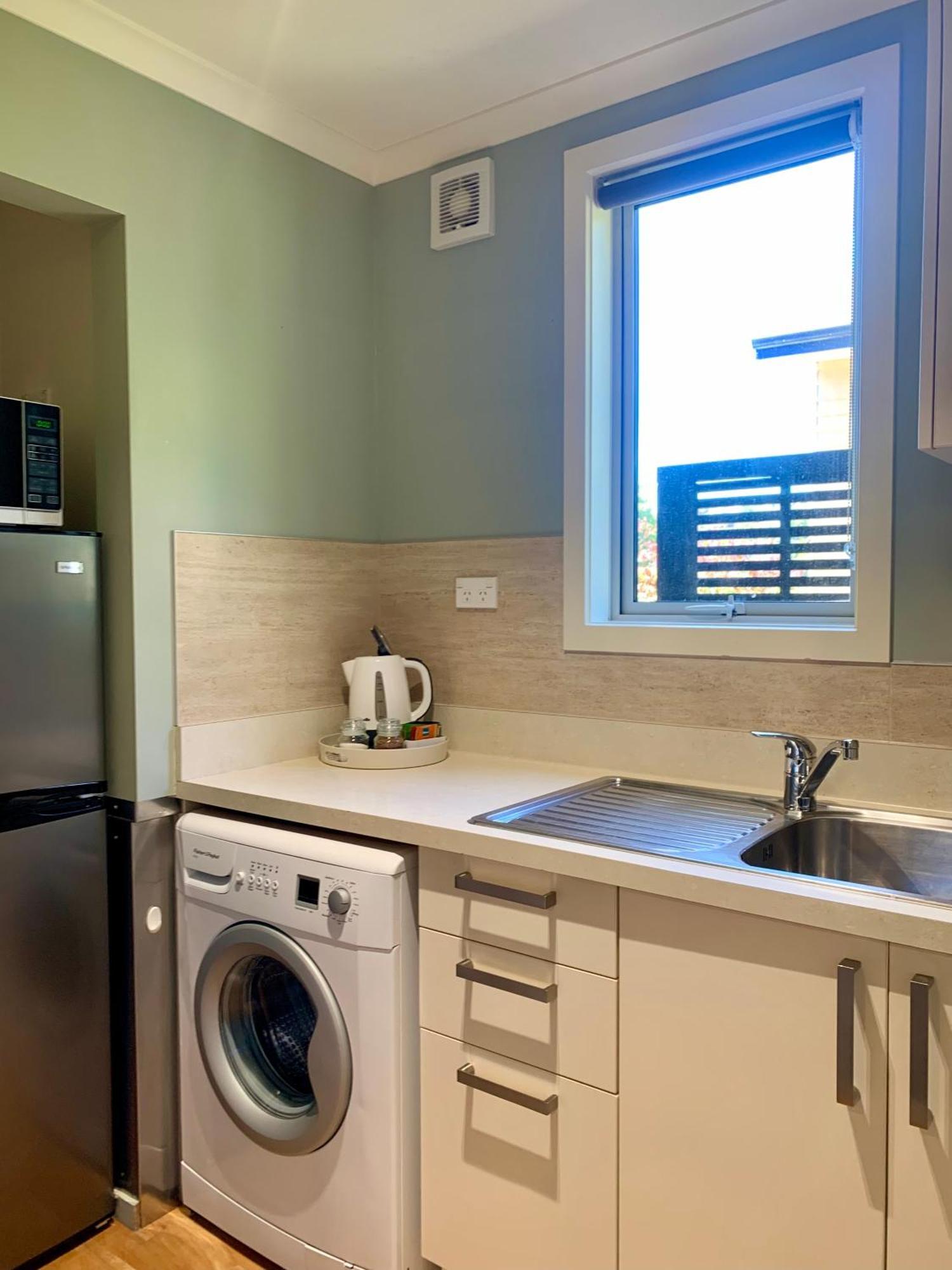 דנידין March Apartments חדר תמונה